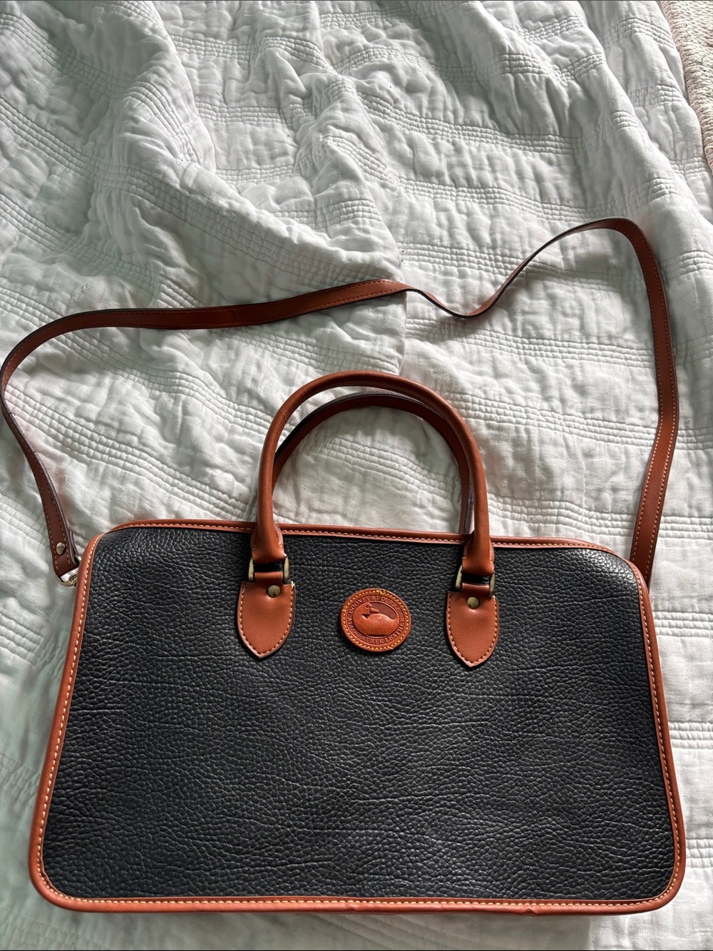 FAKE Dooney & Bourke Satchel